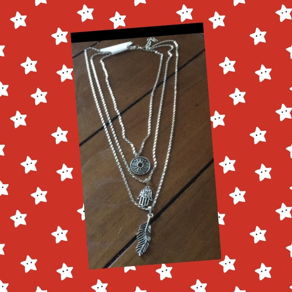 Necklace - Picture 1 of 2